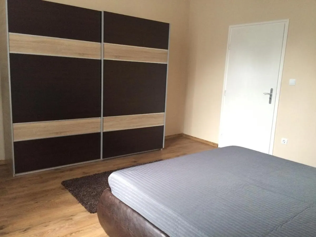 בודפשט Standard Apartment By Hi5 - Ruin Bar Distr.