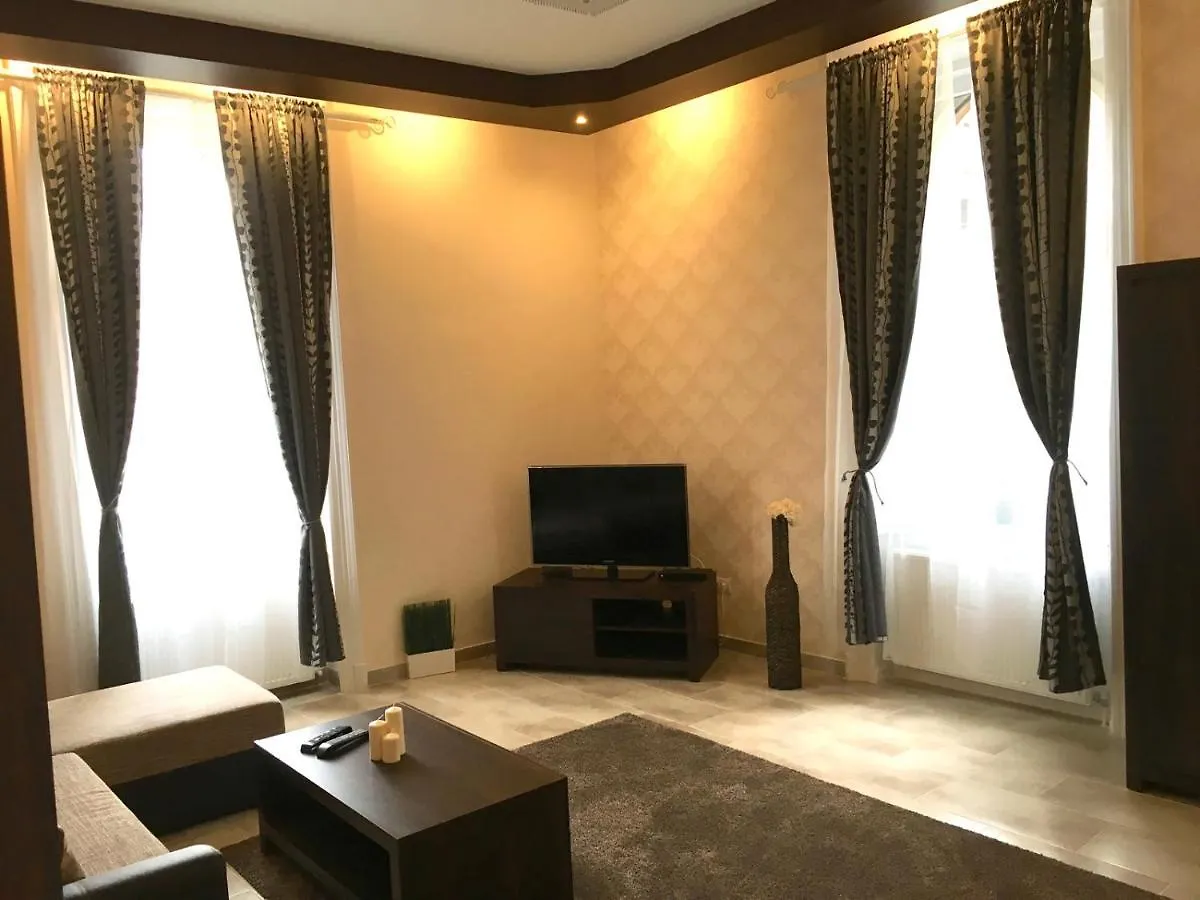 בודפשט Standard Apartment By Hi5 - Ruin Bar Distr.